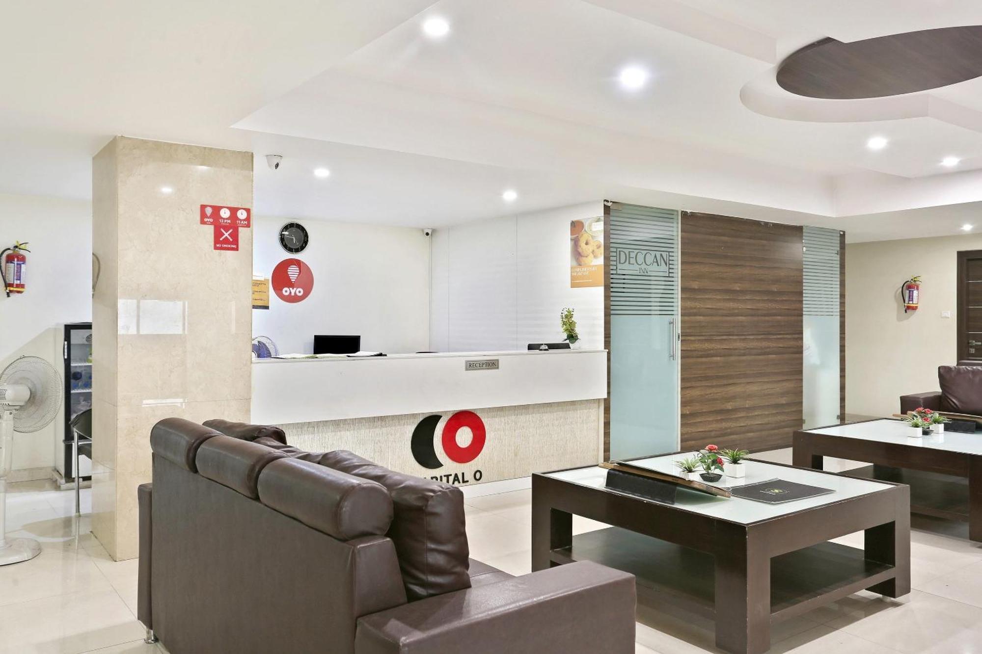 Townhouse Halcyon Deccan Inn Near Shilparamam Kondapur  Exterior foto
